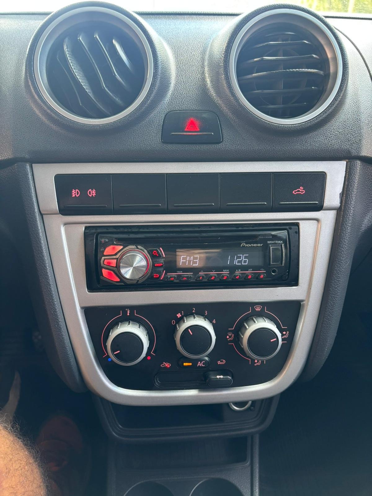 Miniatura del vehículo