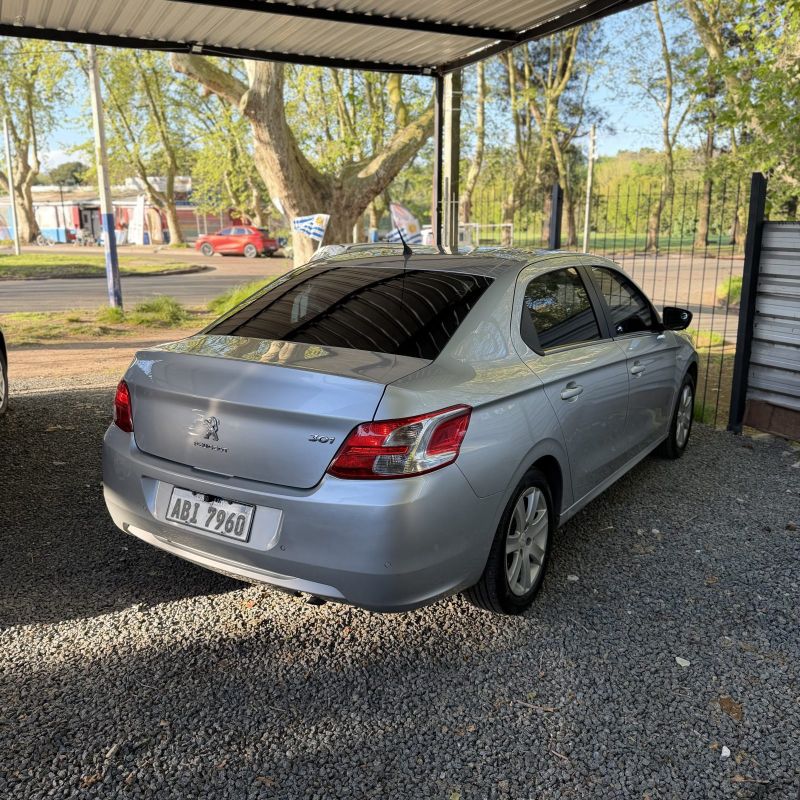 Peugeot 301 foto 3